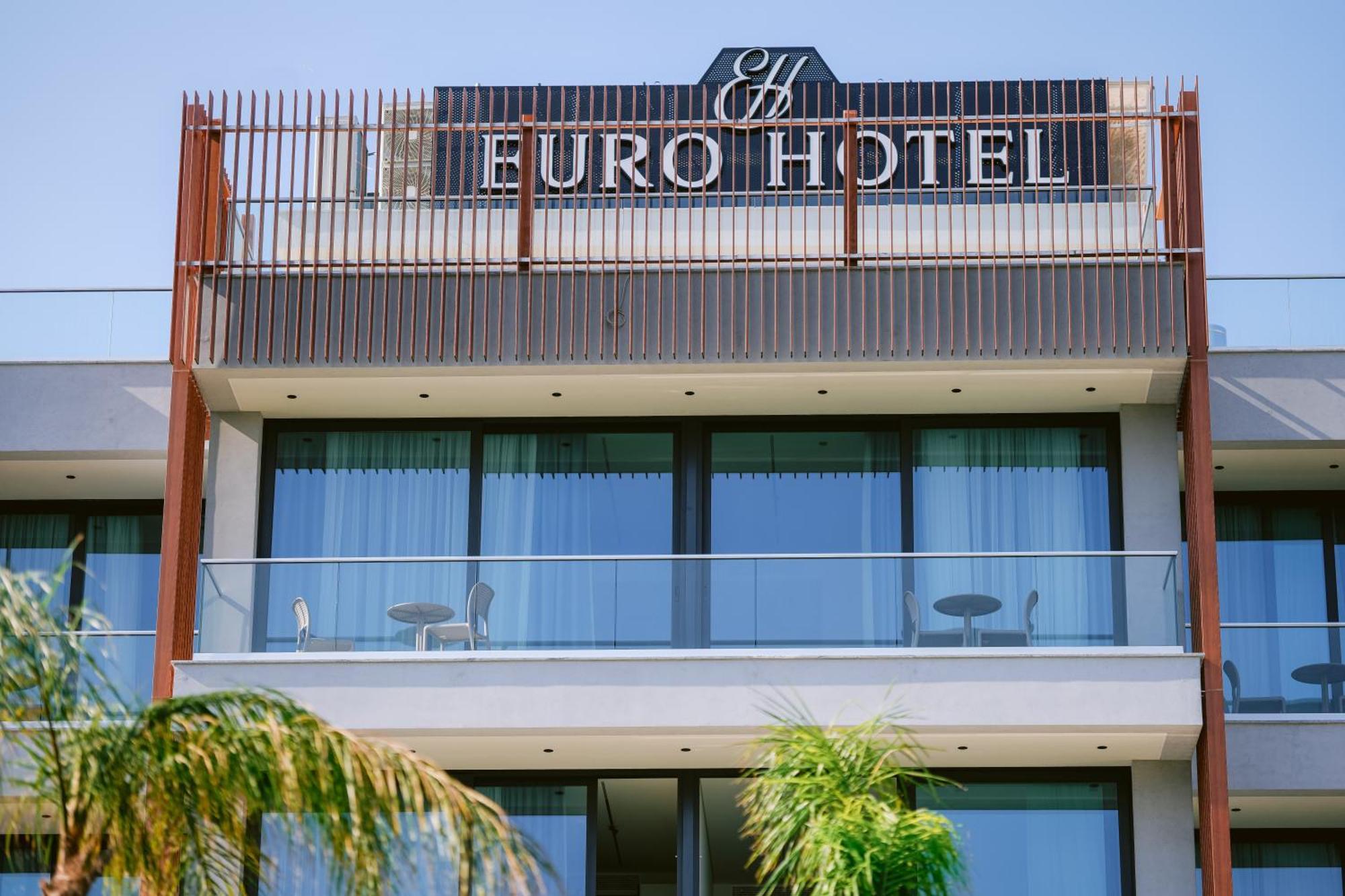 Euro Hotel Ксамил Экстерьер фото