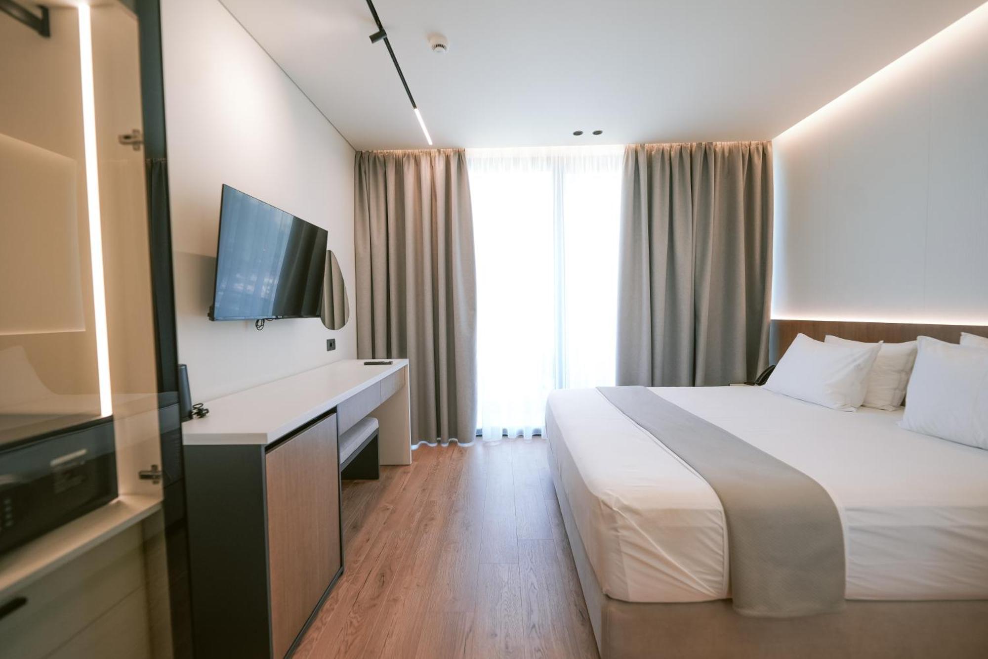 Euro Hotel Ксамил Экстерьер фото