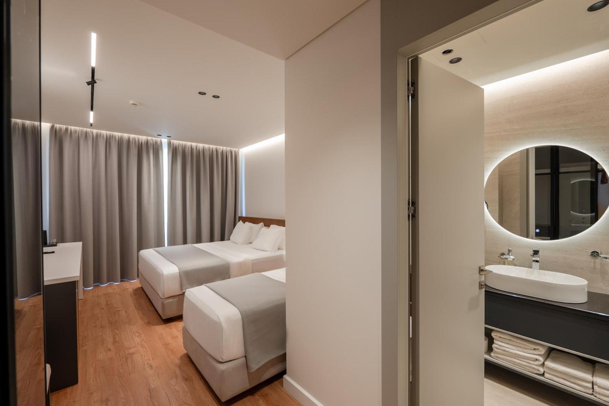 Euro Hotel Ксамил Экстерьер фото