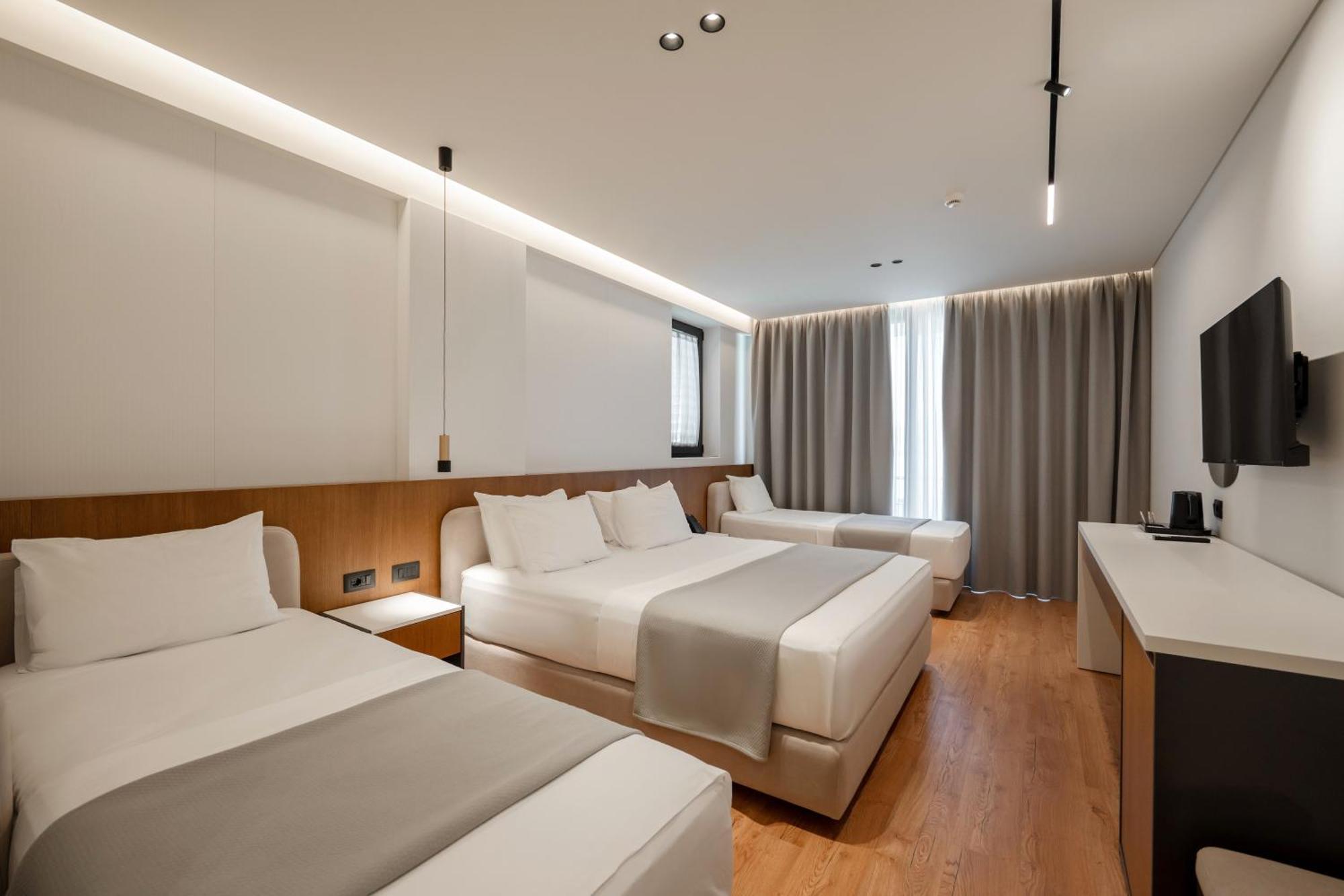 Euro Hotel Ксамил Экстерьер фото