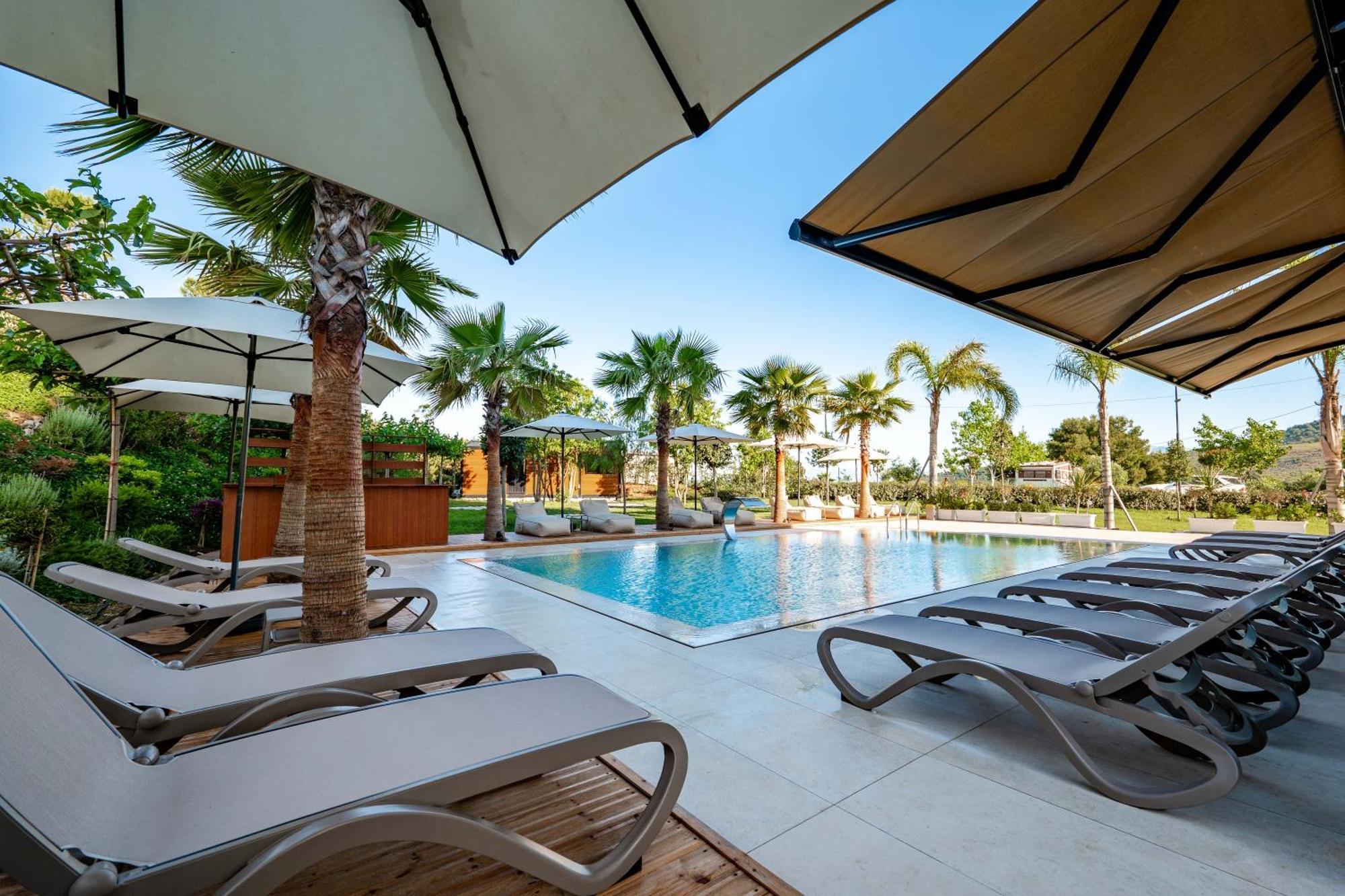 Euro Hotel Ксамил Экстерьер фото